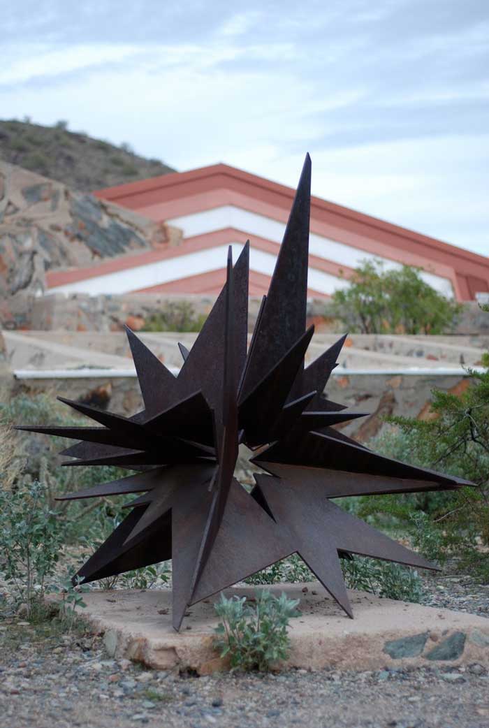 Linger-At-Taliesin-West