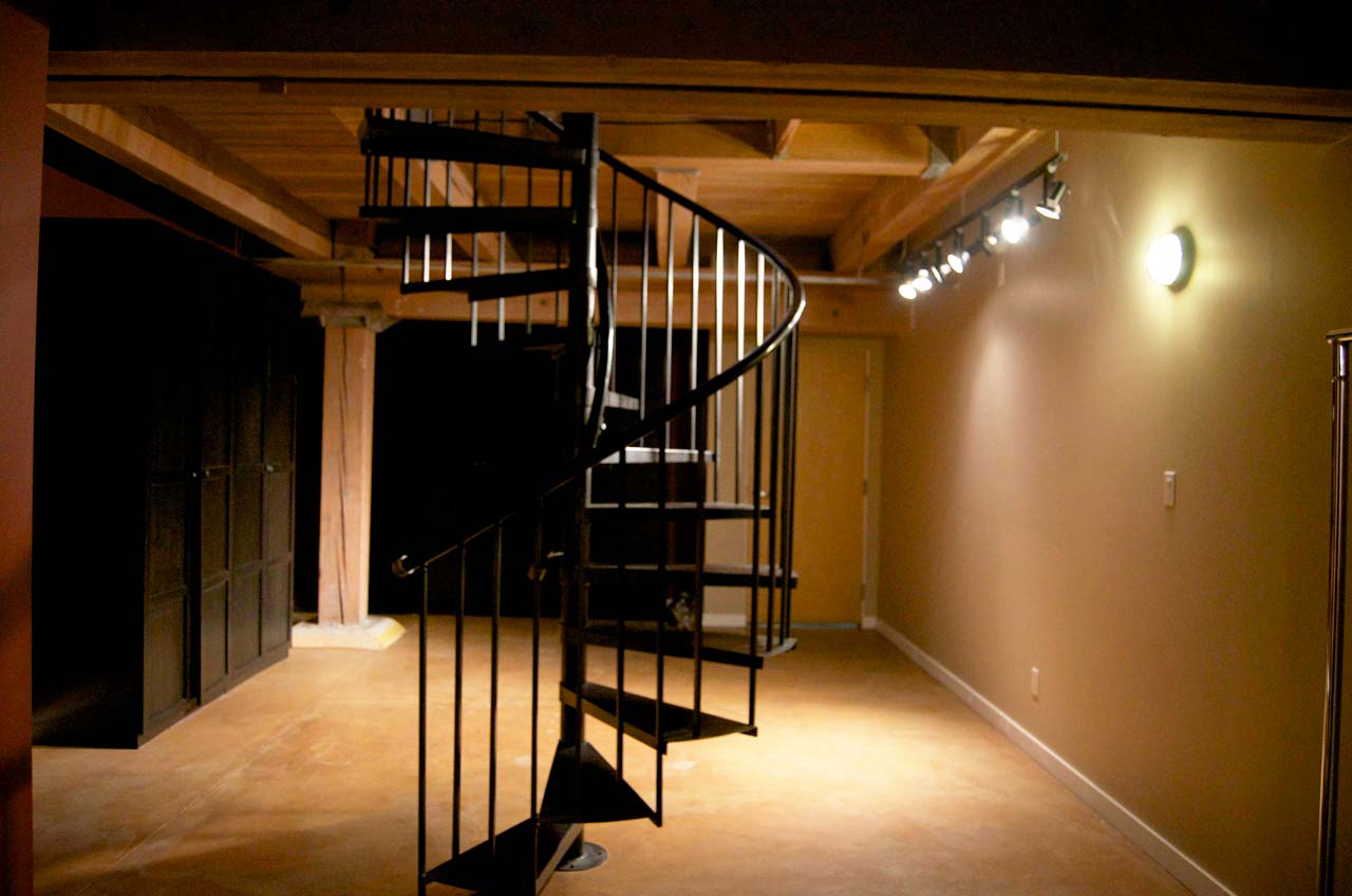 John-Deere-Loft-Tour-Edmonton-Before-After-
