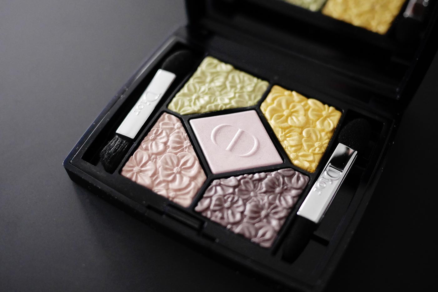 dior-glowing-gardens-collection-spring-2016-sandy-joe-karpetz-