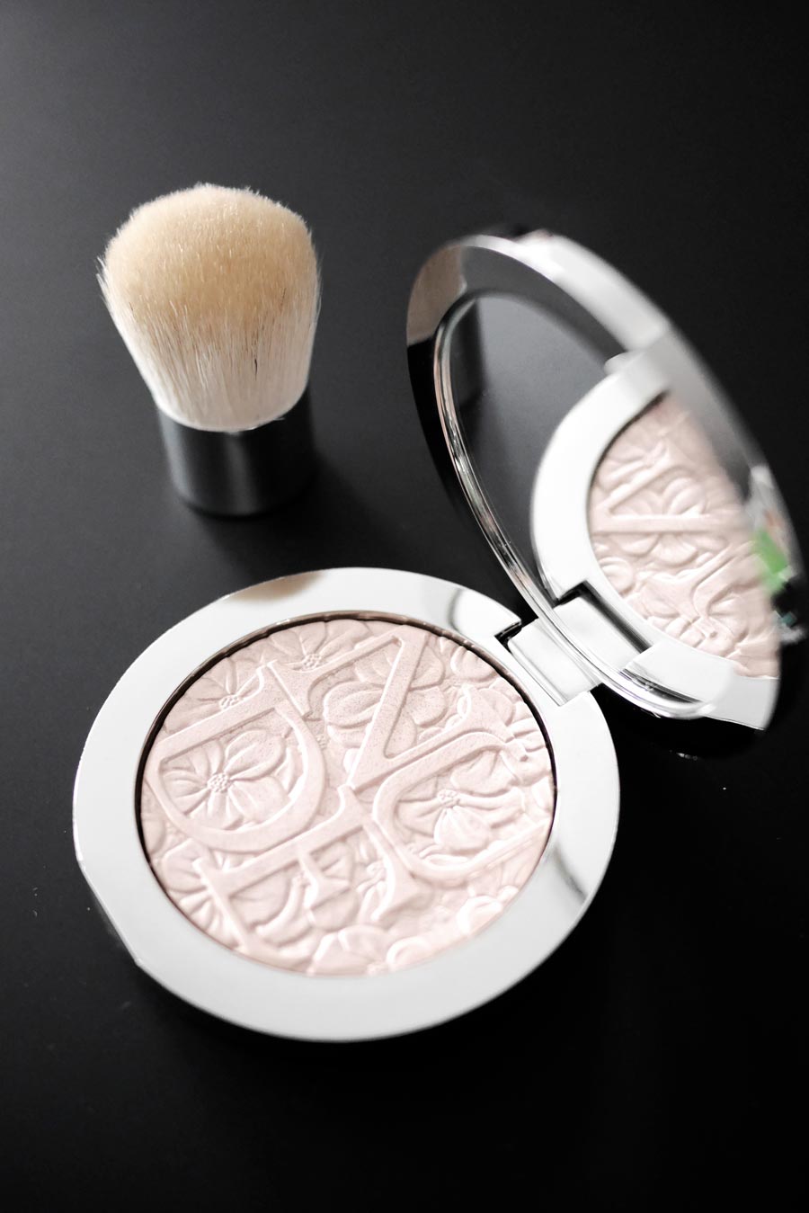 dior-glowing-gardens-collection-spring-2016-sandy-joe-karpetz-