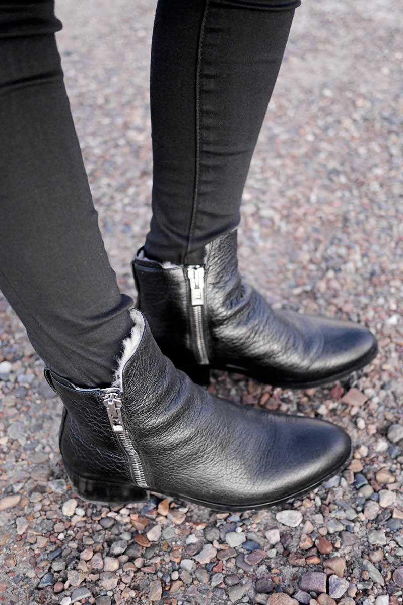 TNA-Blackcomb-Parka-Aritzia-Sandy-Joe-Karpetz-