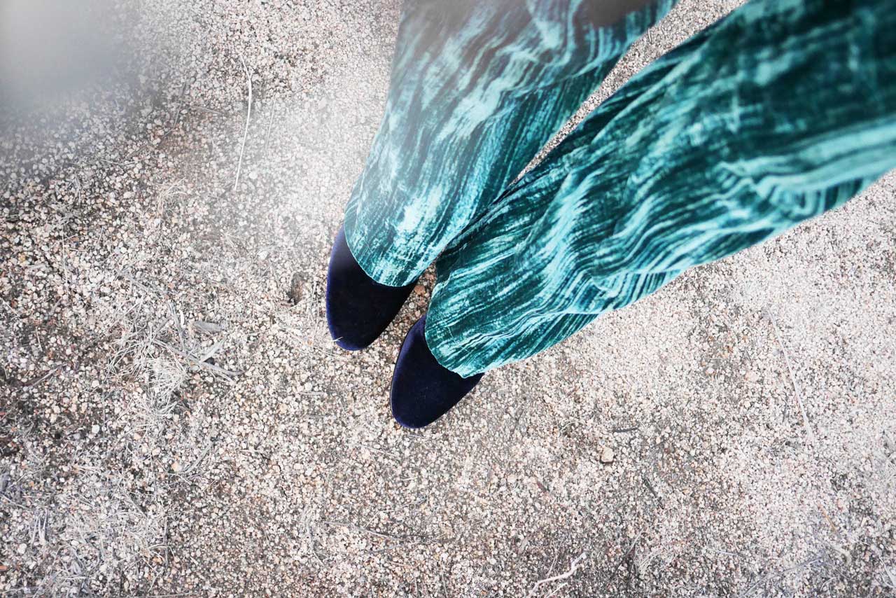 Joshua-Tree-Style-crushed-velvet-pants-Sandy-Joe-Karpetz-