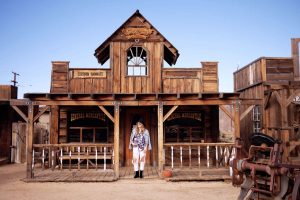 pioneertown-style-yucca-valley-sandy-joe-karpetz-