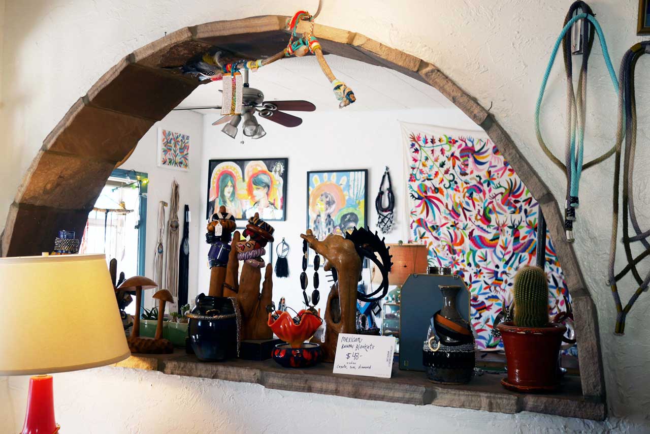 the-end-vintage-shop-yucca-valley