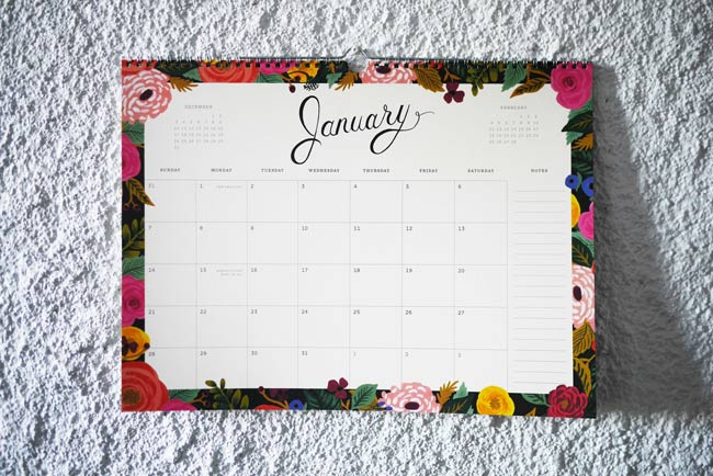 Holiday-Gift-Guide-for-a-Host-by-Sandy-Joe-Karpetz-1