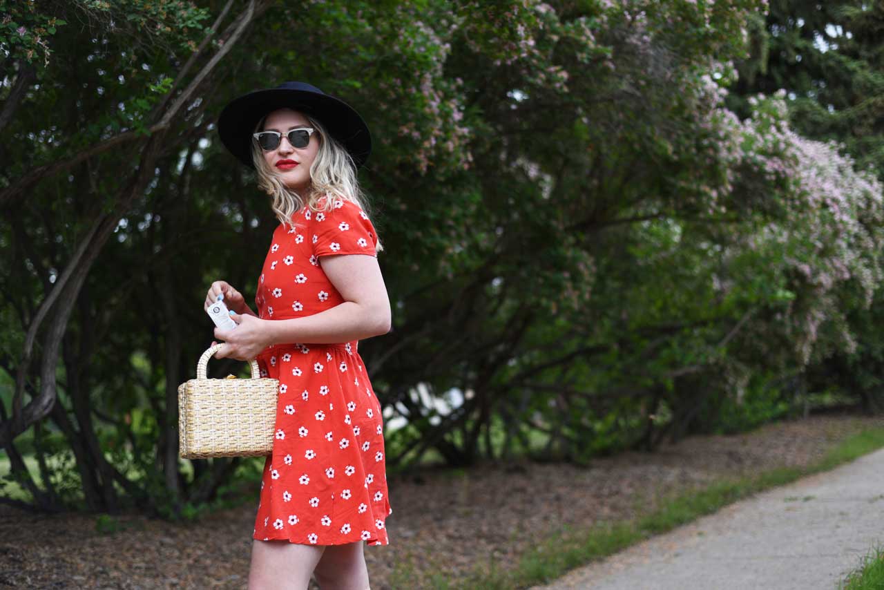 I-Wore-One-Dress-All-Summer-Long-Sandy-Joe-Karpetz-