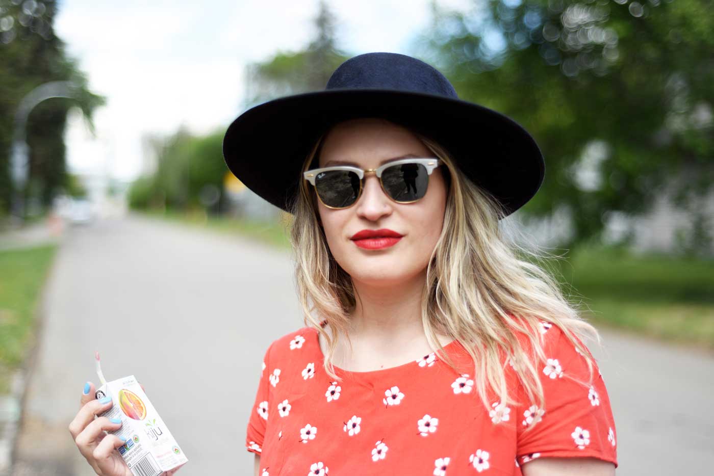 I-Wore-One-Dress-All-Summer-Long-Sandy-Joe-Karpetz-