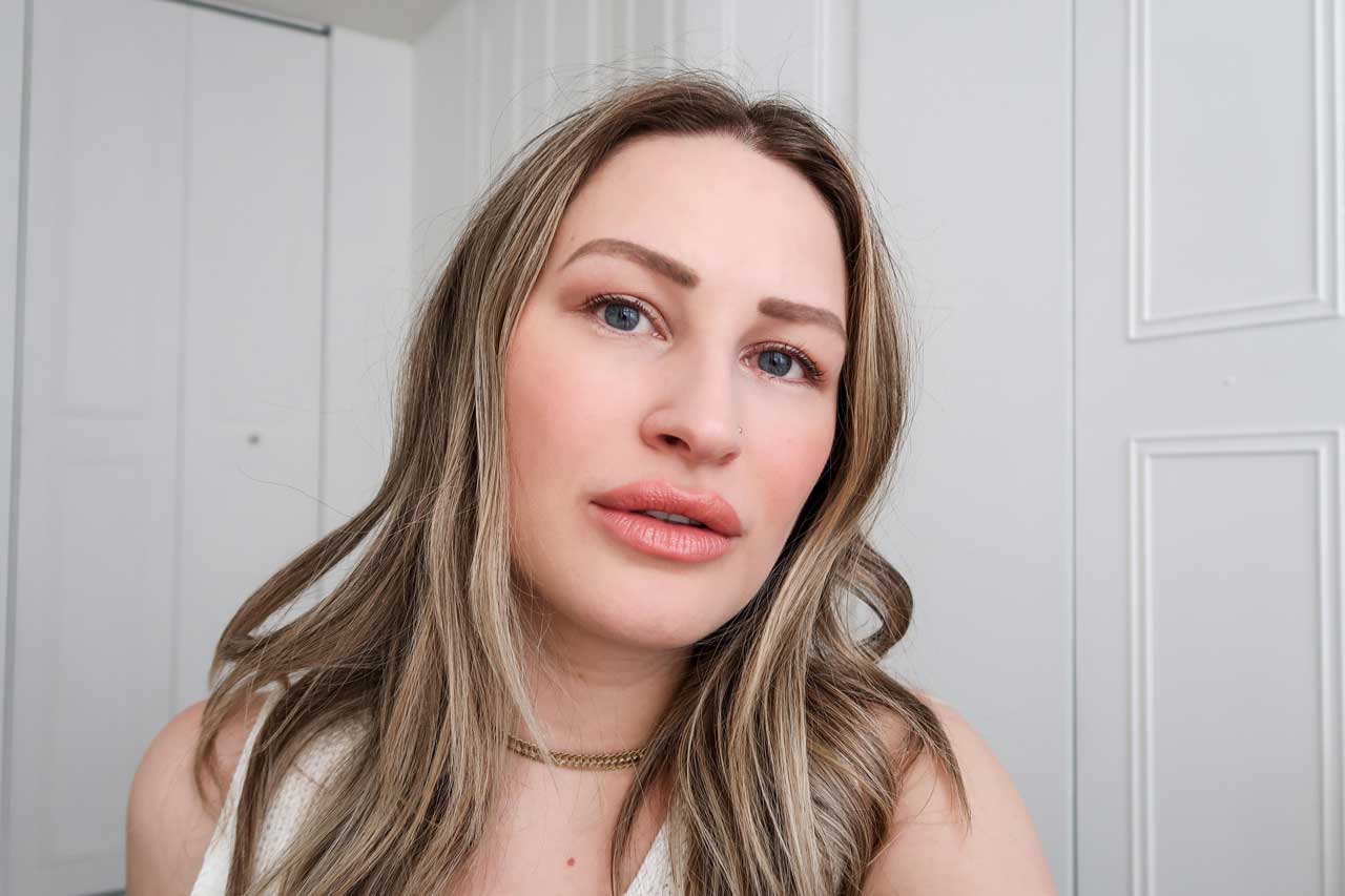 Nude-by-Nature-Makeup-Review-Sandy-Joe-Karpetz-<br />

