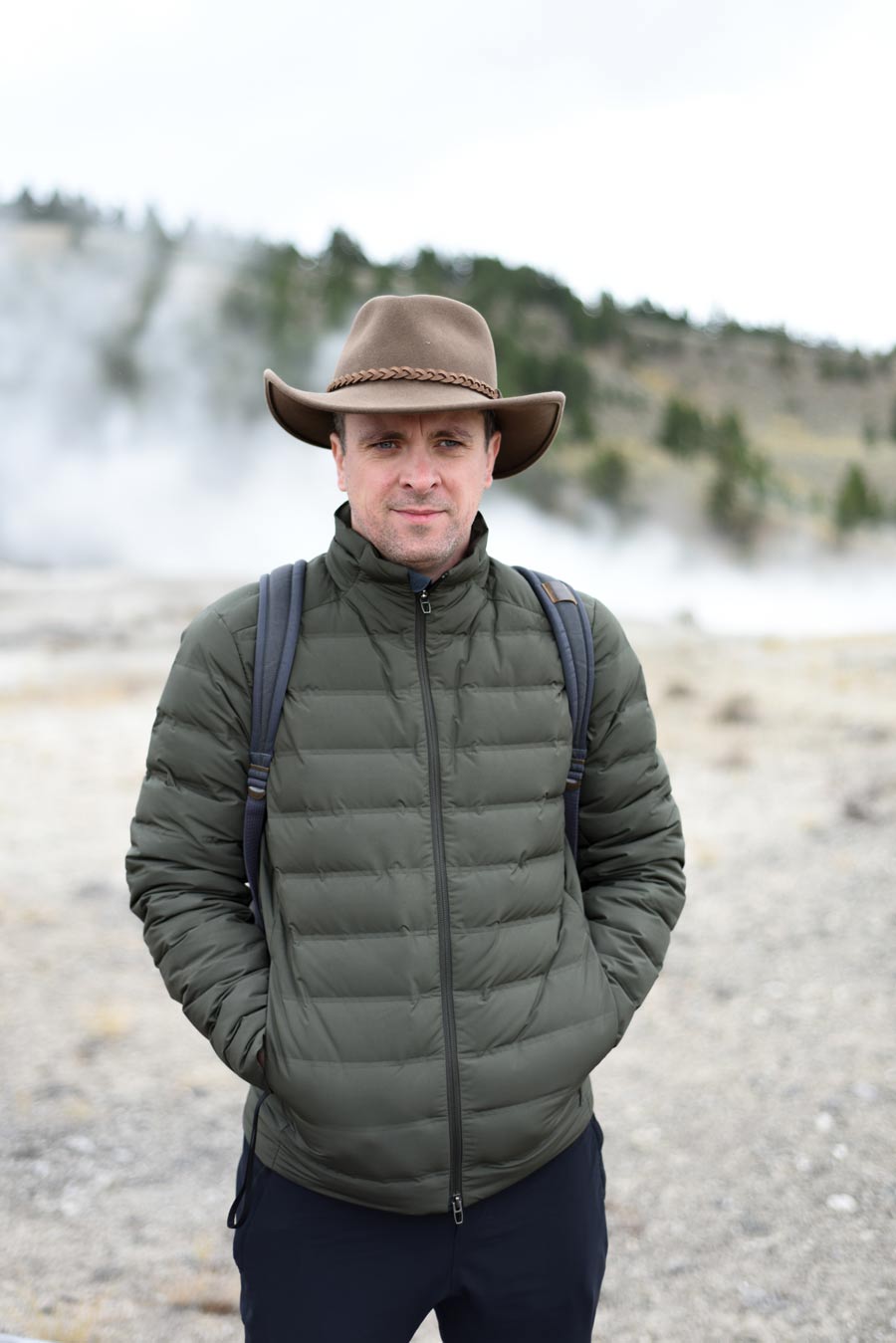 What-to-Wear-to-Yellowstone-in-Autumn-Sandy-Joe-Karpetz-8 What-to-Wear-to-Yellowstone-in-Autumn-Sandy-Joe-Karpetz-