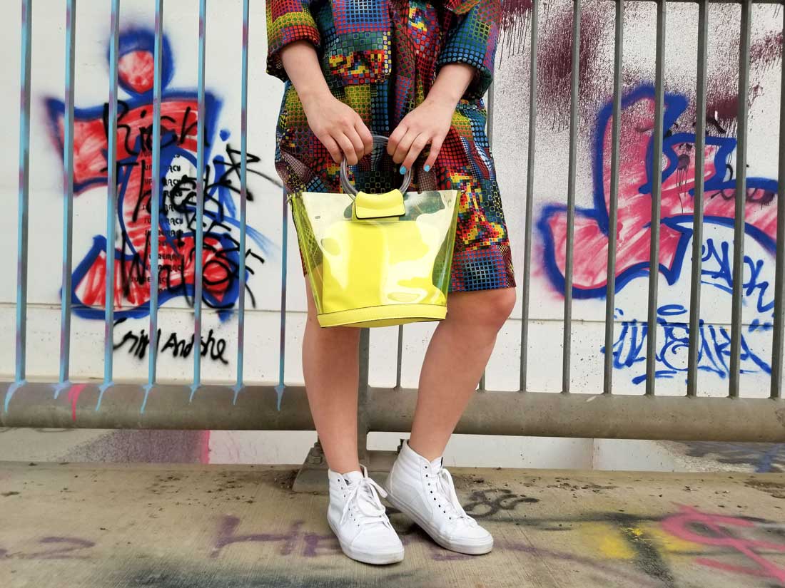 how to wear neon